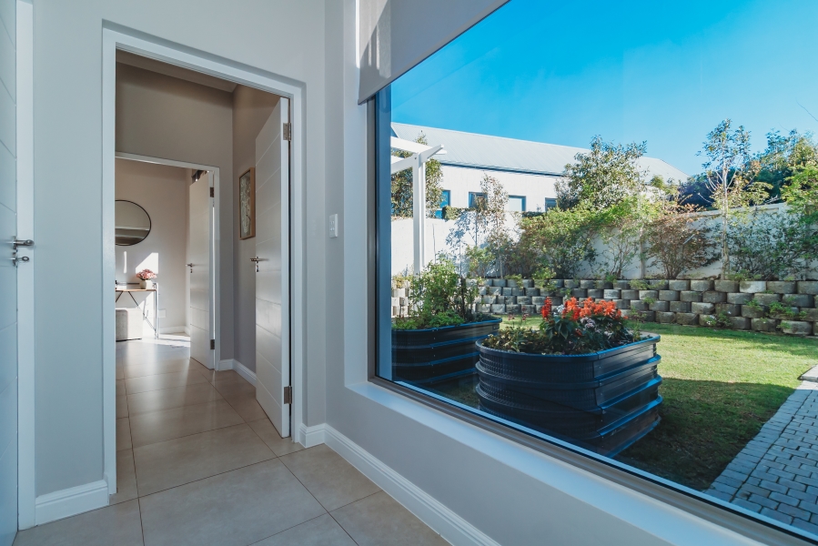4 Bedroom Property for Sale in Kingswood Golf Estate Western Cape